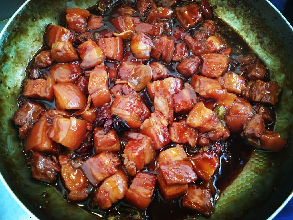 红烧肉怎么做？解锁肥而不腻的终极美味