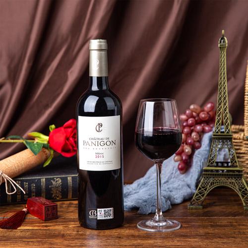 波尔多中级庄葡萄酒酒标特写