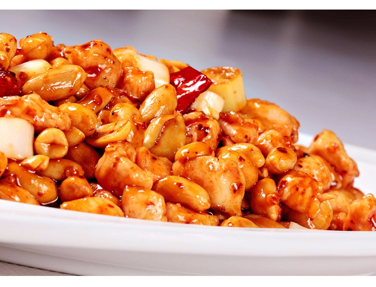 宫保鸡丁怎么做？这道经典川菜的家常秘诀